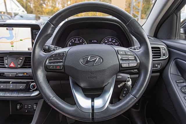 Hyundai i30 1.0T GDI SE Nav 5dr