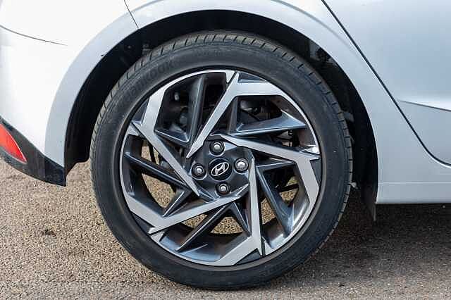 Hyundai i20 1.0T GDi 48V MHD Premium 5dr