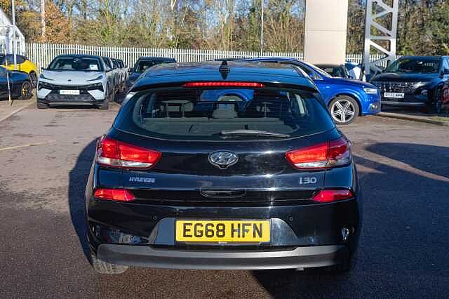 Hyundai I30 1.0T GDI SE Nav 5dr Black