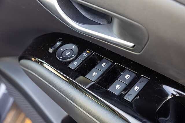 Hyundai TUCSON 1.6T Hybrid Ultimate 5dr Auto