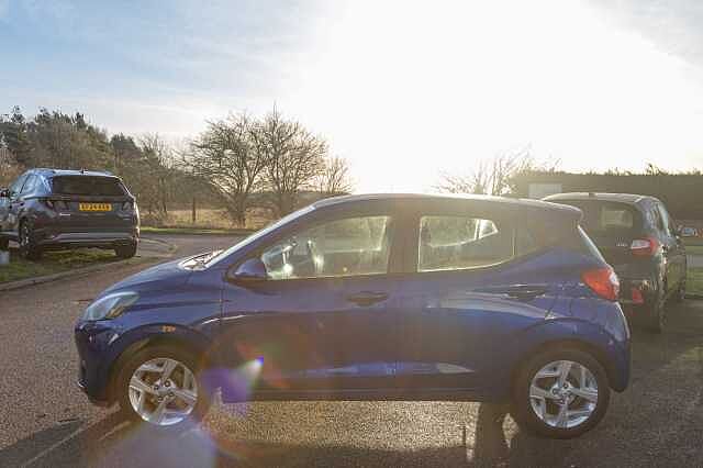 Hyundai i10 1.0 MPi SE Connect 5dr