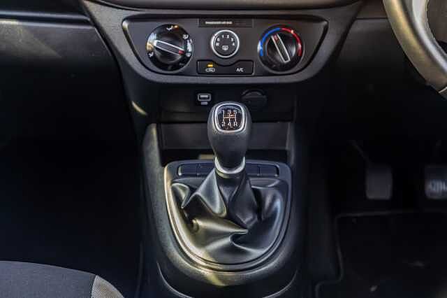 Hyundai i10 1.0 MPi SE Connect 5dr