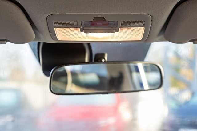 Hyundai i10 1.0 MPi SE Connect 5dr