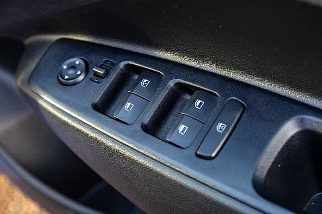 Hyundai i10 1.0 MPi SE Connect 5dr