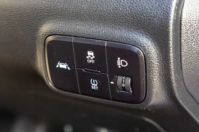 Hyundai i10 1.0 MPi SE Connect 5dr