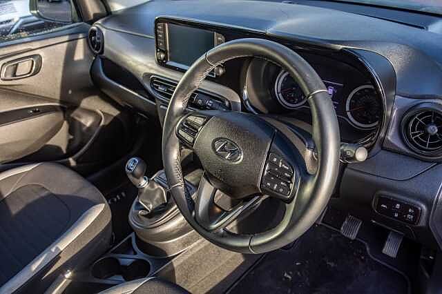 Hyundai i10 1.0 MPi SE Connect 5dr