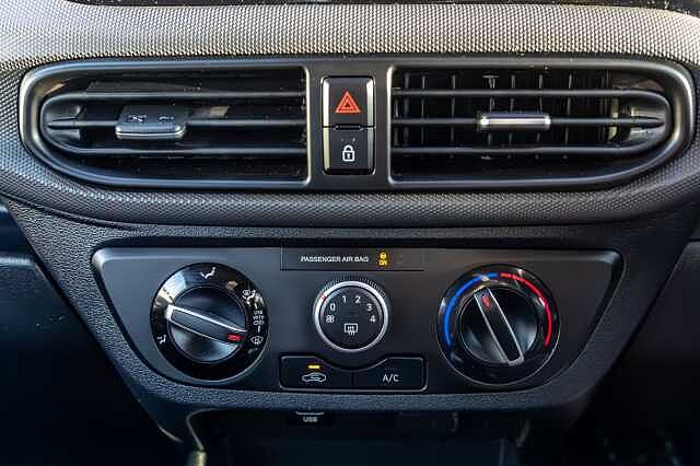 Hyundai i10 1.0 MPi SE Connect 5dr