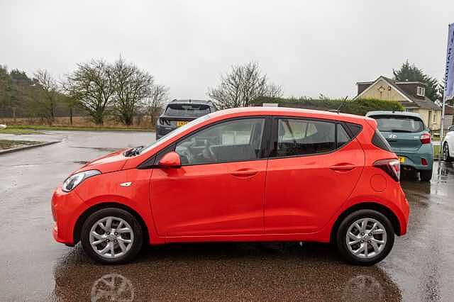 Hyundai i10 1.0 SE 5dr