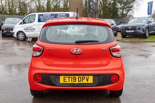 Hyundai i10 1.0 SE 5dr