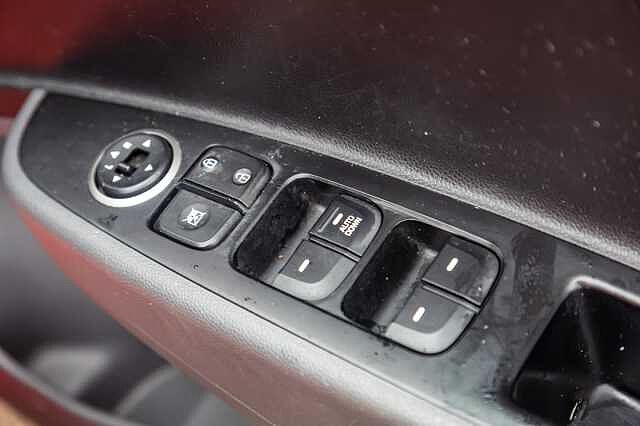 Hyundai i10 1.0 SE 5dr