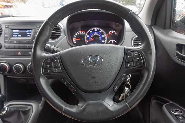 Hyundai i10 1.0 SE 5dr