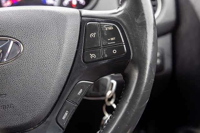 Hyundai i10 1.0 SE 5dr