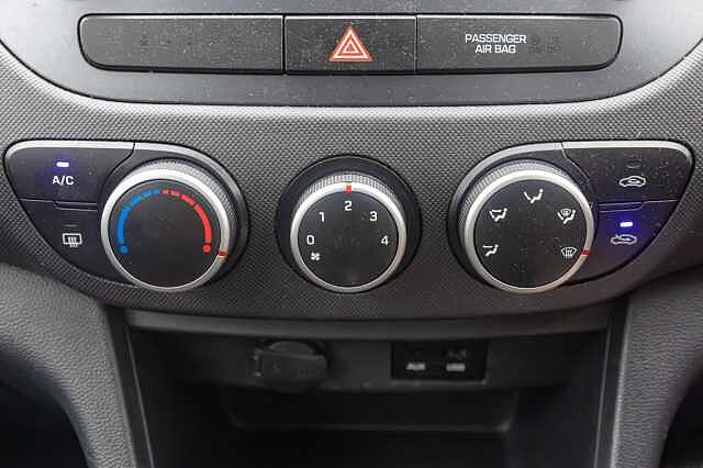 Hyundai i10 1.0 SE 5dr