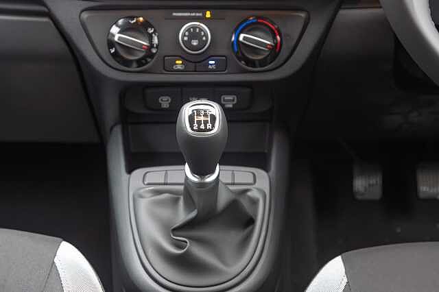 Hyundai i10 1.0 [63] Advance 5dr [Nav]