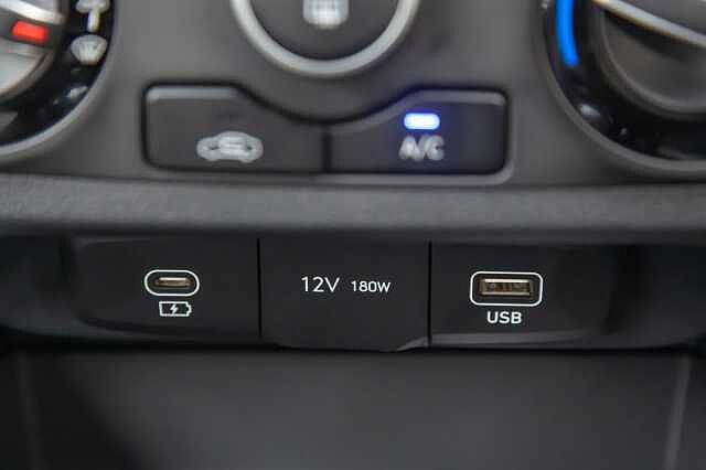 Hyundai i10 1.0 [63] Advance 5dr [Nav]