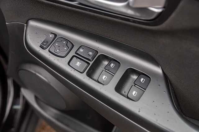 Hyundai KONA 1.6 GDi Hybrid SE Connect 5dr DCT