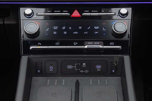 Hyundai SANTA FE 1.6 TGDi 239 Hybrid Calligraphy 5dr Auto