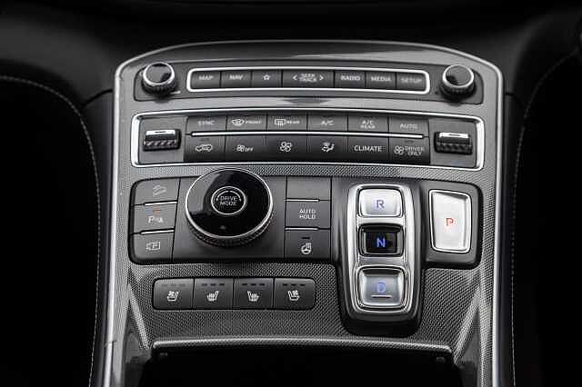 Hyundai SANTA FE 1.6 TGDi Hybrid Ultimate 5dr Auto