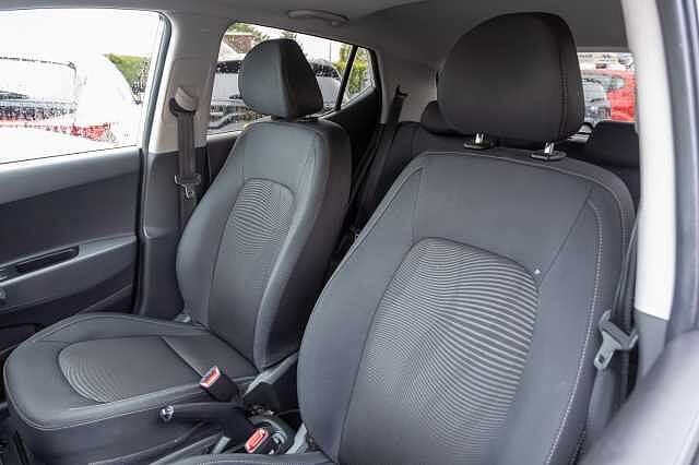 Hyundai i10 1.2 Premium SE 5dr Auto