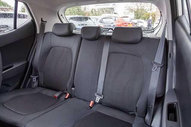 Hyundai i10 1.2 Premium SE 5dr Auto