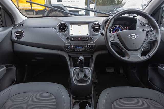 Hyundai i10 1.2 Premium SE 5dr Auto