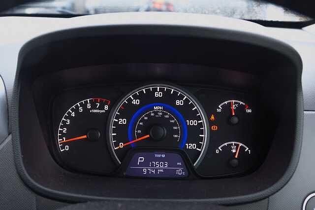 Hyundai i10 1.2 Premium SE 5dr Auto