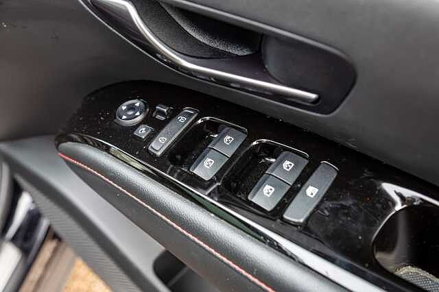 Hyundai TUCSON 1.6 TGDi Plug-in Hybrid N Line S 5dr 4WD Auto