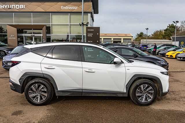 Hyundai TUCSON 1.6 TGDi 48V MHD SE Connect 5dr 2WD DCT