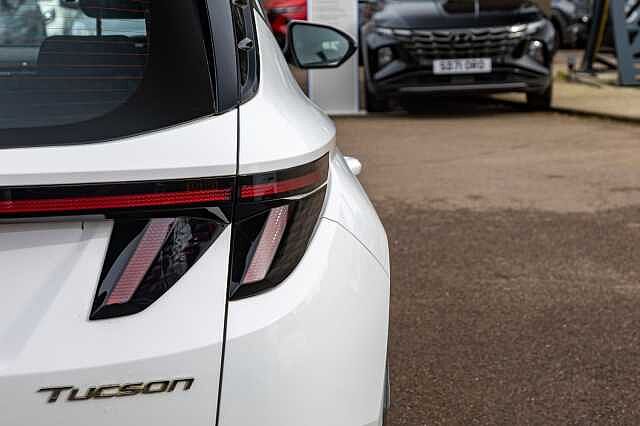 Hyundai TUCSON 1.6 TGDi 48V MHD SE Connect 5dr 2WD DCT