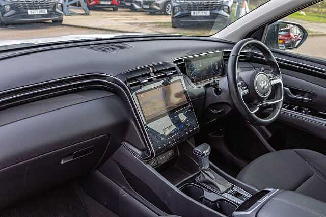 Hyundai TUCSON 1.6 TGDi 48V MHD SE Connect 5dr 2WD DCT