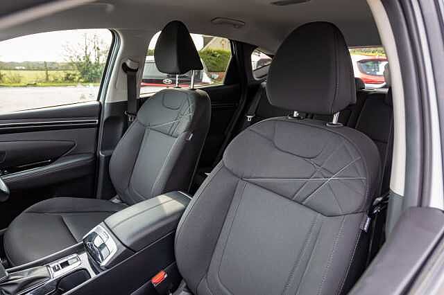 Hyundai TUCSON 1.6 TGDi 48V MHD SE Connect 5dr 2WD DCT