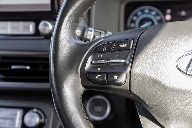 Hyundai KONA 150kW Premium 64kWh 5dr Auto