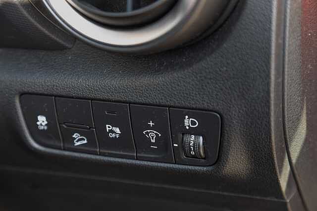 Hyundai KONA 1.0 TGDi 48V MHEV SE Connect 5dr