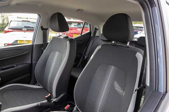 Hyundai i10 1.2 Advance 5dr