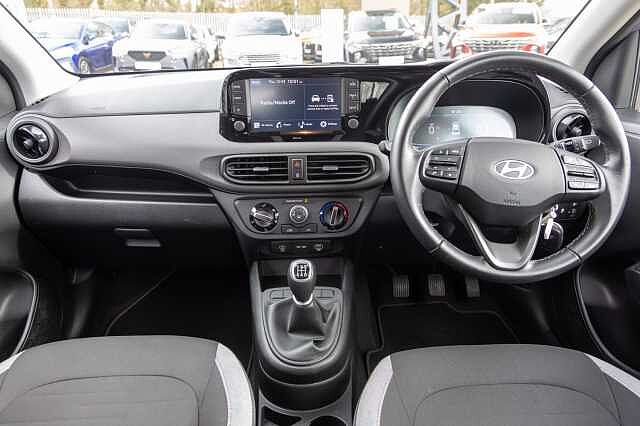 Hyundai i10 1.2 Advance 5dr