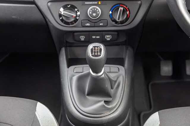 Hyundai i10 1.2 Advance 5dr