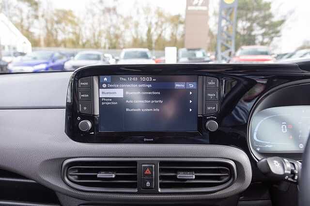 Hyundai i10 1.2 Advance 5dr