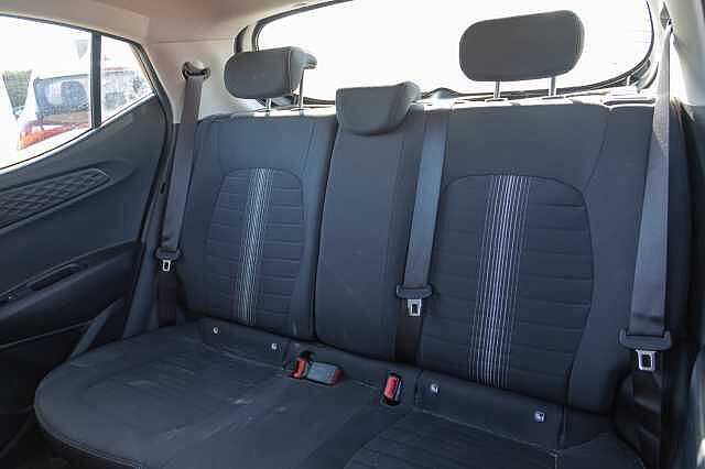 Hyundai i10 1.2 MPi SE Connect 5dr Auto