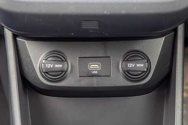 Hyundai IONIQ 100kW Premium 38kWh 5dr Auto