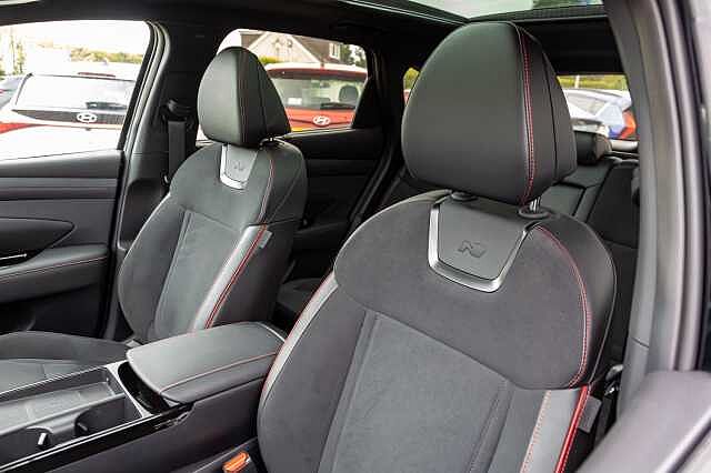 Hyundai TUCSON 1.6T Hybrid N Line S 5dr Auto Black