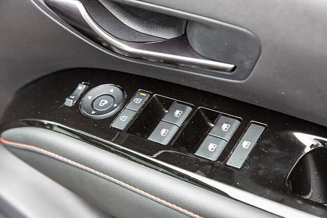 Hyundai TUCSON 1.6T Hybrid N Line S 5dr Auto Black