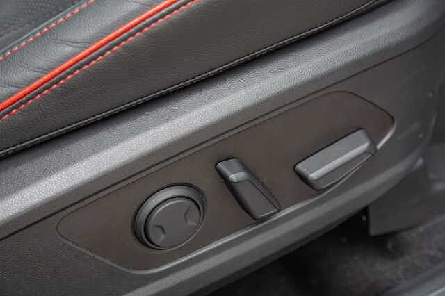 Hyundai TUCSON 1.6T Hybrid N Line S 5dr Auto Black