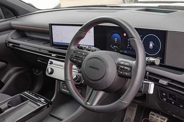 Hyundai TUCSON 1.6T Hybrid N Line S 5dr Auto Black