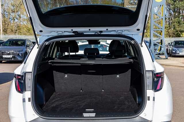 Hyundai TUCSON 1.6 TGDi Hybrid 230 Premium 5dr 2WD Auto White