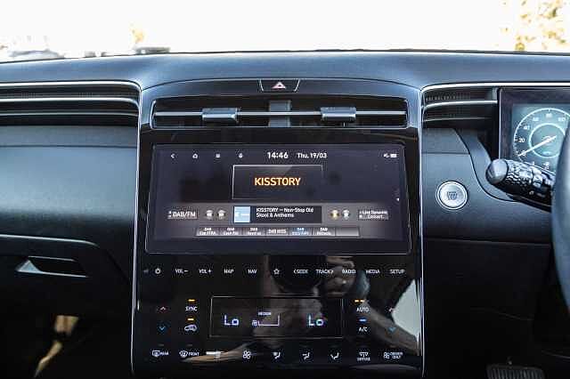 Hyundai TUCSON 1.6 TGDi Hybrid 230 Premium 5dr 2WD Auto White