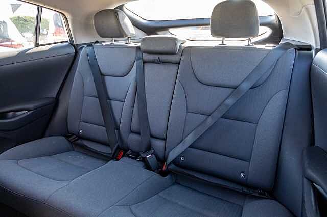 Hyundai IONIQ 100kW Premium 38kWh 5dr Auto