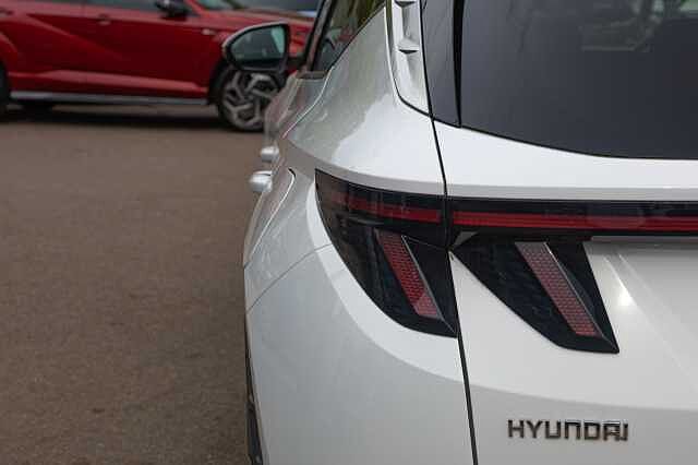 Hyundai TUCSON 1.6 TGDi Hybrid 230 Premium 5dr 2WD Auto