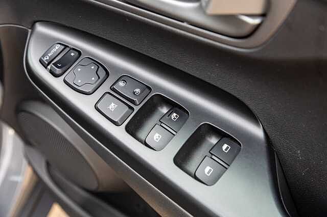 Hyundai KONA 150kW Premium 64kWh 5dr Auto
