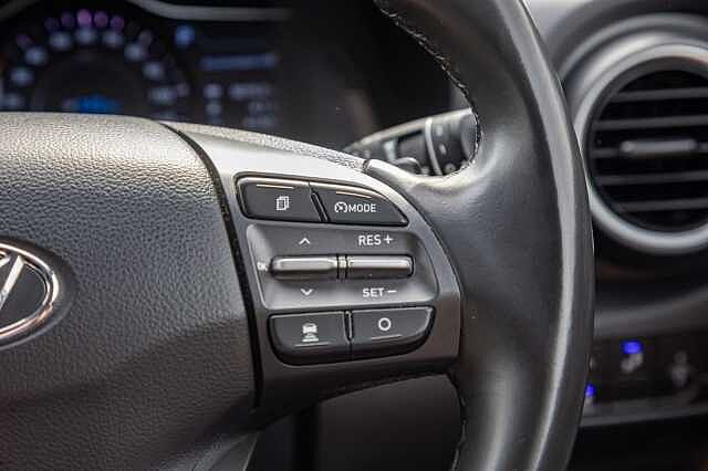 Hyundai KONA 150kW Premium 64kWh 5dr Auto