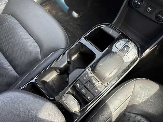 Hyundai IONIQ 100kW Premium SE 38kWh 5dr Auto